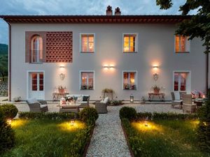 22642297-Ferienhaus-8-Lucca-300x225-5