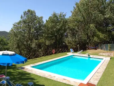 PoolOfHouse