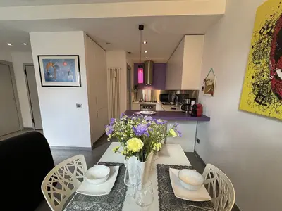 DiningRoom