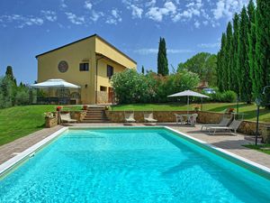 Ferienhaus für 8 Personen (800 m²) in Lucignano
