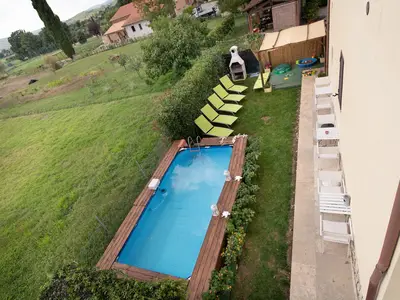PoolOfHouse