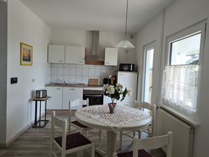 23954975-Ferienhaus-4-Lütow-300x225-5