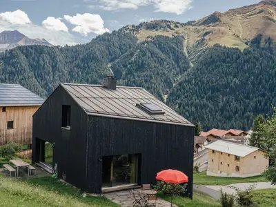 Casa Edda, Ferien Haus in Lumbrein von hinten
