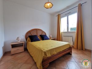 23509246-Ferienhaus-6-Lunel-Viel-300x225-5