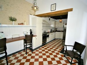 19344595-Ferienhaus-10-Lusignac-300x225-5