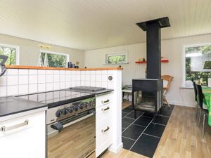 513368-Ferienhaus-6-Lyngså-300x225-1