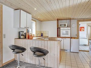 23503213-Ferienhaus-8-Lyngså-300x225-4