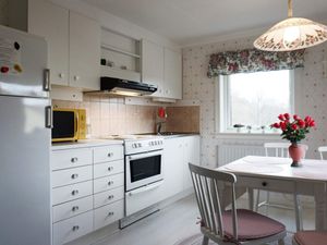 23378632-Ferienhaus-2-Lysekil-300x225-2