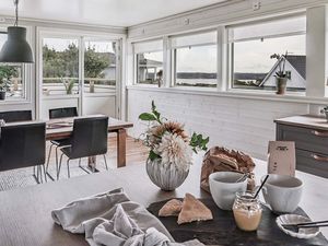 23388726-Ferienhaus-8-Lysekil-300x225-4