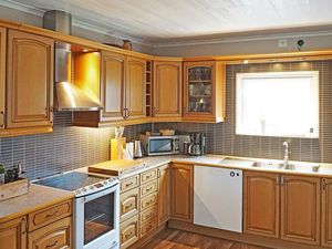 23587199-Ferienhaus-8-Lysekil-300x225-4