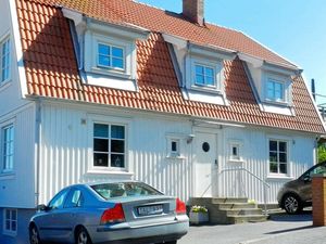 22396811-Ferienhaus-5-Lysekil-300x225-3