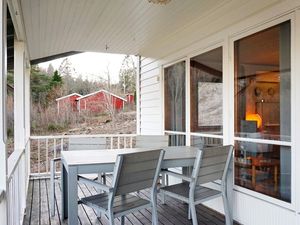 22397213-Ferienhaus-6-Lysekil-300x225-3