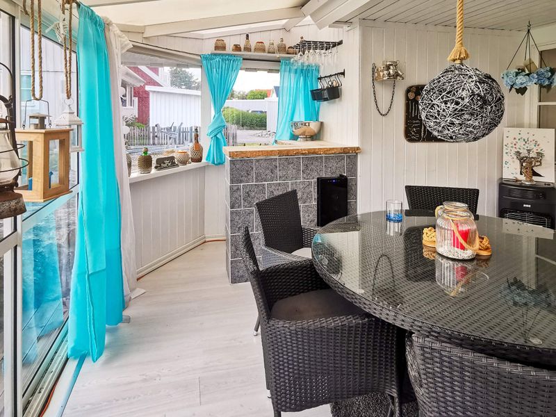 23995428-Ferienhaus-6-Lysekil-800x600-2