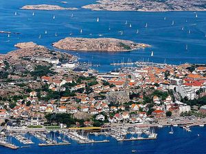 23453097-Ferienhaus-4-Lysekil-300x225-3