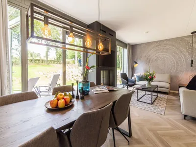 DiningRoom