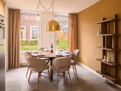 DiningRoom