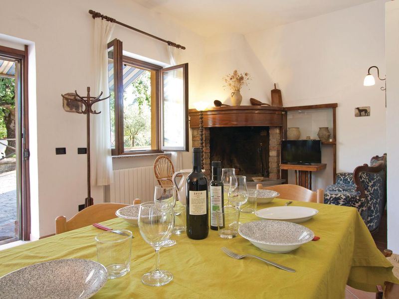 23728435-Ferienhaus-8-Magione-800x600-2