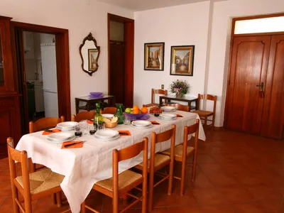 DiningRoom