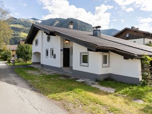 19336246-Ferienhaus-8-Maishofen-300x225-5