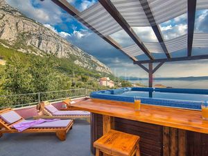 23064383-Ferienhaus-5-Makarska-300x225-2