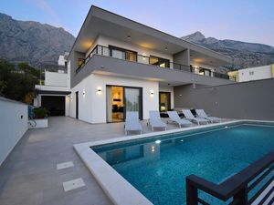 23102867-Ferienhaus-9-Makarska-300x225-3