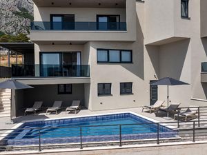 23835531-Ferienhaus-9-Makarska-300x225-1