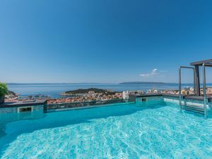 Ferienhaus für 7 Personen (350 m²) in Makarska