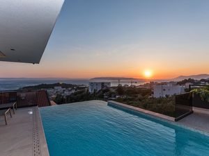 23823709-Ferienhaus-9-Makarska-300x225-3