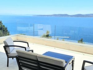 23950598-Ferienhaus-4-Makarska-300x225-5