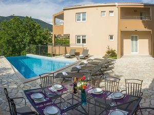 23950112-Ferienhaus-12-Makarska-300x225-2