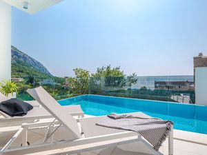 Ferienhaus für 8 Personen (200 m²) in Makarska