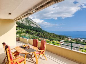 23942105-Ferienhaus-8-Makarska-300x225-4