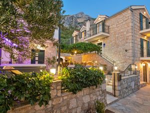 23731335-Ferienhaus-10-Makarska-300x225-1