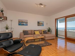 23720203-Ferienhaus-8-Makarska-300x225-2