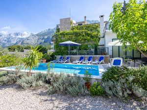 23725118-Ferienhaus-12-Makarska-300x225-0