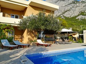 23944772-Ferienhaus-10-Makarska-300x225-2