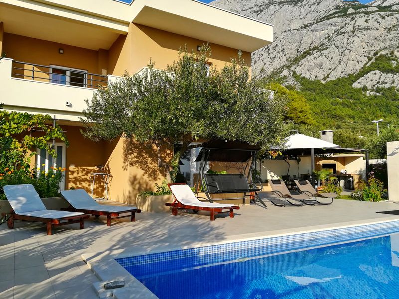 23944772-Ferienhaus-10-Makarska-800x600-2