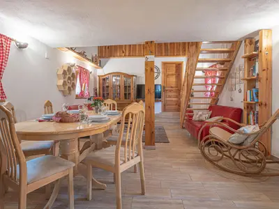 Küche und Essbereich