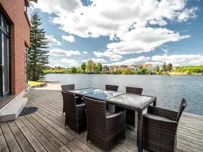 Ferienhaus Seaside House Terasse direkt am Wasser