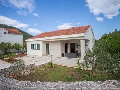 Ferienhaus für 4 Personen (78 m²) in Mali Ston 1/10