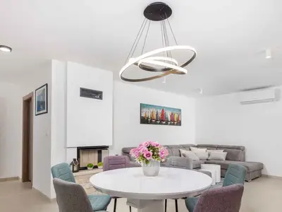 Ferienhaus für 8 Personen (154 m²) in Malinska 8/10