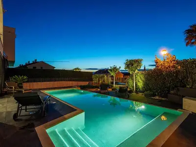 pool