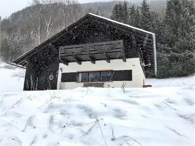 Außenseite Ferienhaus [Winter]
