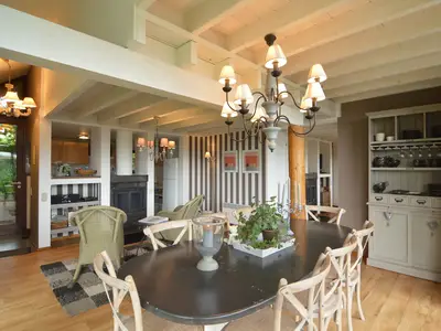 DiningRoom DiningRoom