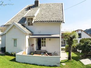 23349590-Ferienhaus-8-Måløy-300x225-1