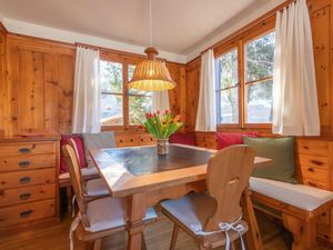 Ferienhaus für 6 Personen (140 m²) in Maloja