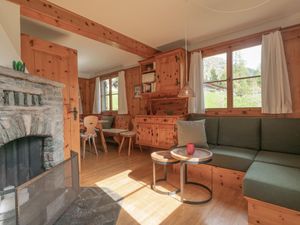 23672204-Ferienhaus-6-Maloja-300x225-1