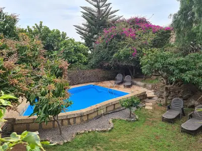 PoolOfHouse