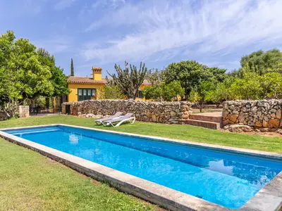 PoolOfHouse