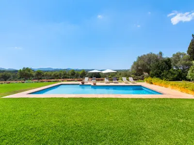 PoolOfHouse